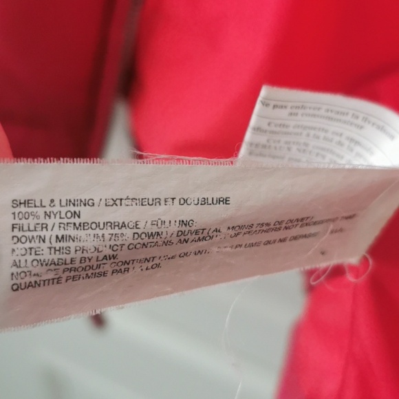 Womens GAP red puffer down vest with high collar and quilted designSize Large - Picture 7 of 7